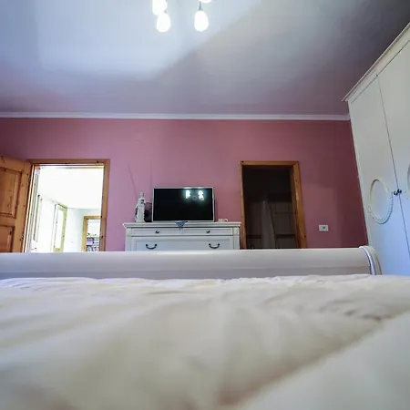 Penzion Bujtina Leon's 4*